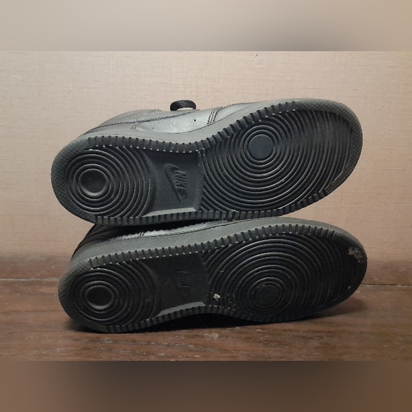 Nike Court Vision Mid Top Basketball Lace-Up Sneakers - Picture 8 of 8